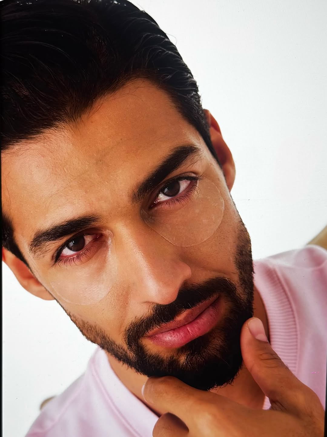 Mouhamad AT.